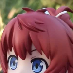 Gros plan sur une figurine Nendoroid authentique