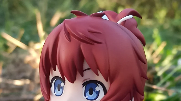 Gros plan sur une figurine Nendoroid authentique