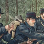 Trois fantassins français de 1914 en capote bleue progressant en lisière de bois, illustration de Montmiral