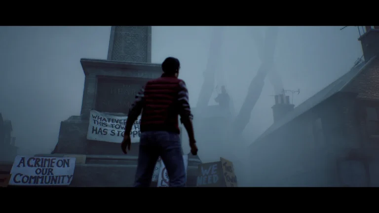 Un personnage devant un monument dans une rue de Silent Hill Townfall