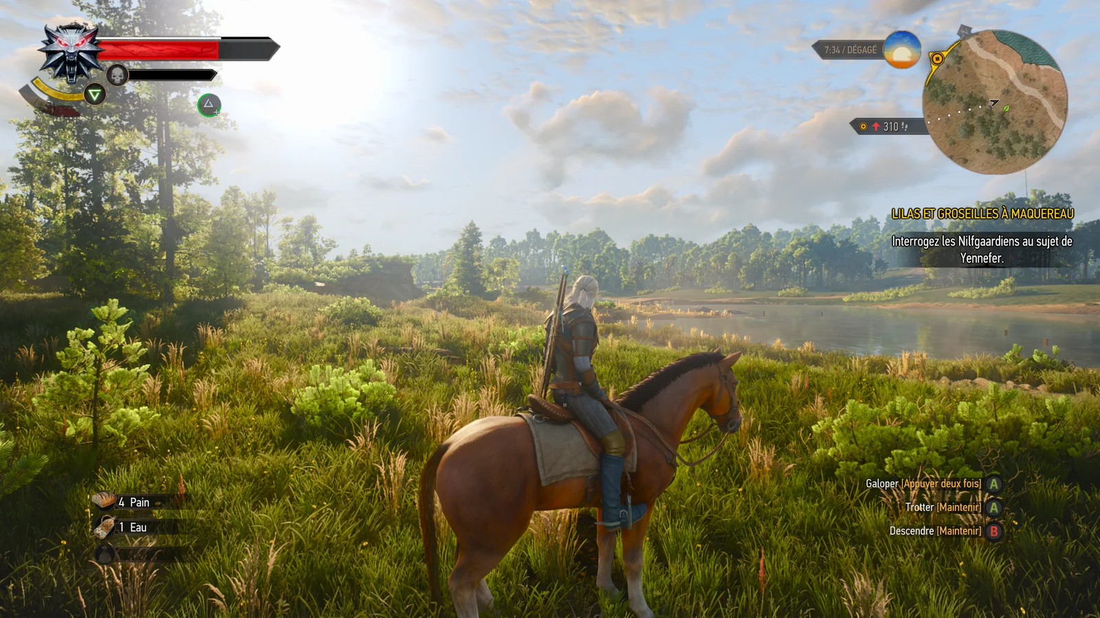 The Witcher 3 Remastered : Geralt à cheval au bord d'un lac de Blanc Verger, en plein jour