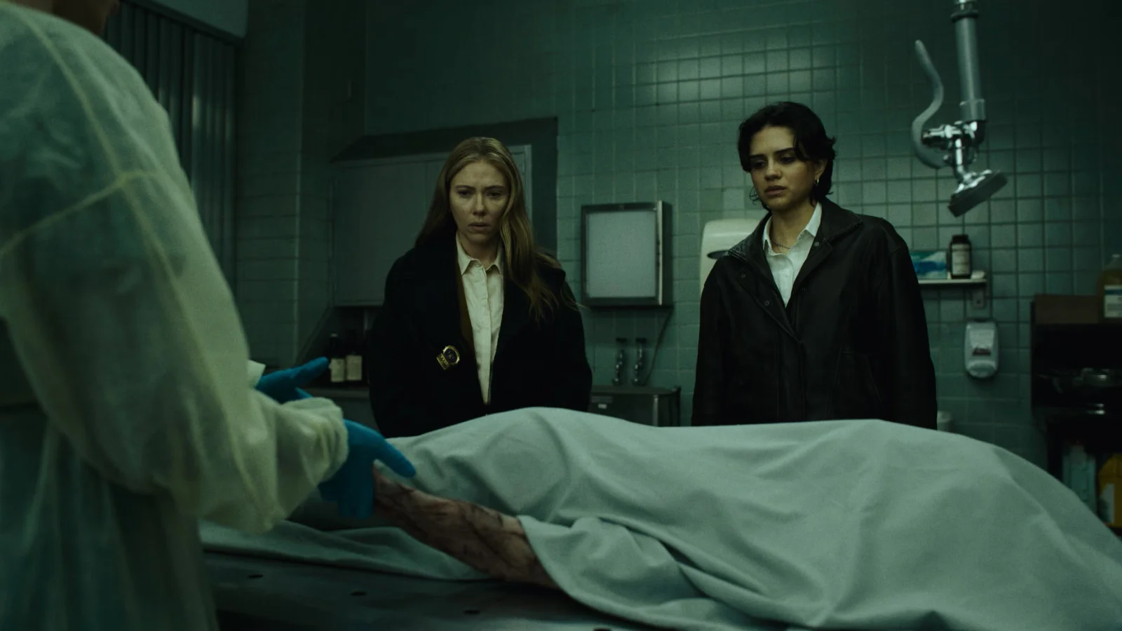 Scarlett Johansson dans L'Exorciste : Martyrs de Mike Flanagan