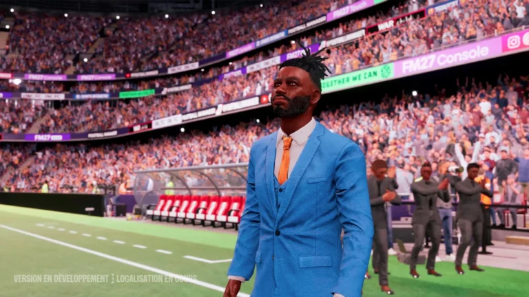 Un entraîneur en costume dans le stade, capture de Football Manager 27