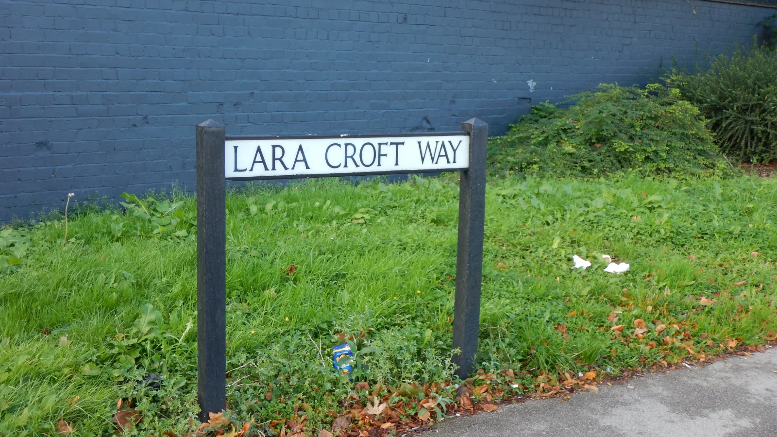 Panneau de la rue Lara Croft Way à Derby, ville où Core Design a créé Tomb Raider