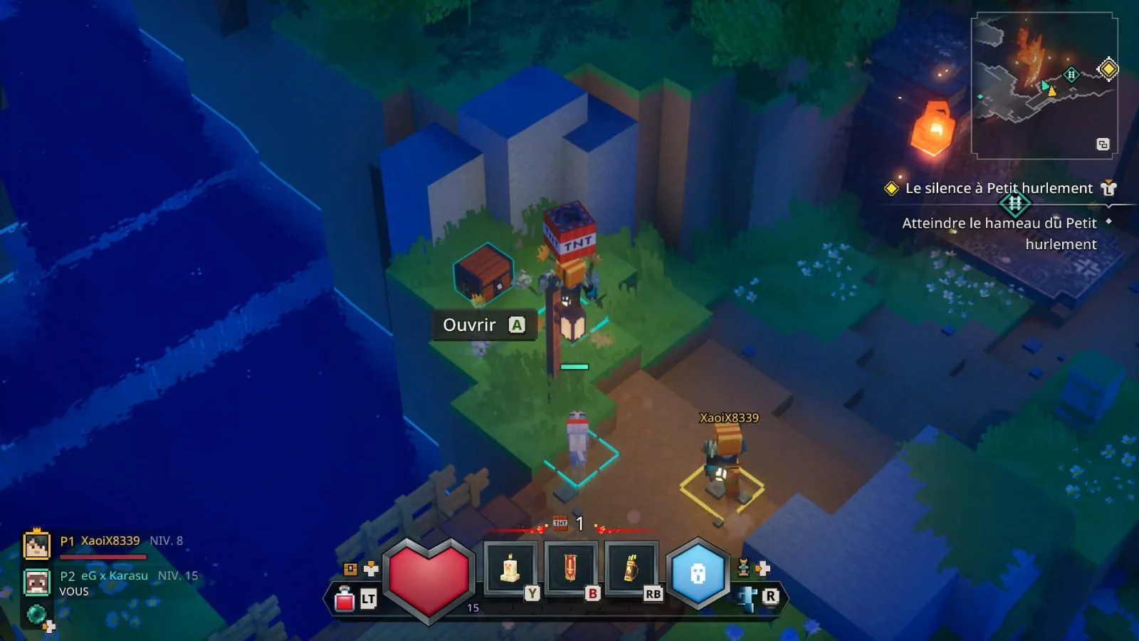 Deux joueurs en coopération devant un coffre dans Minecraft Dungeons II